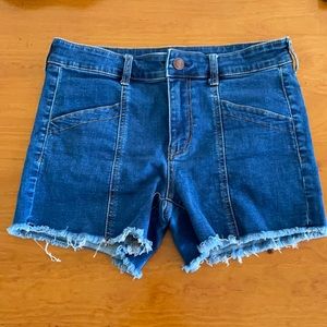 American Eagle midi length shorts
